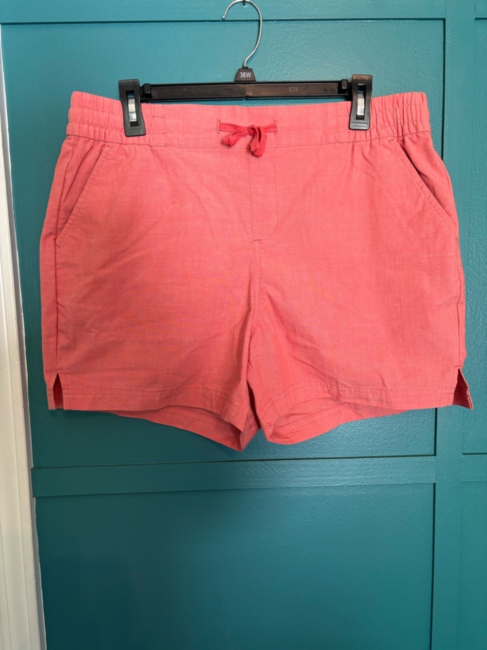 Magellan Flex Technology Chambray Coral Pink Women's Shorts Size L 4.25” Inseam